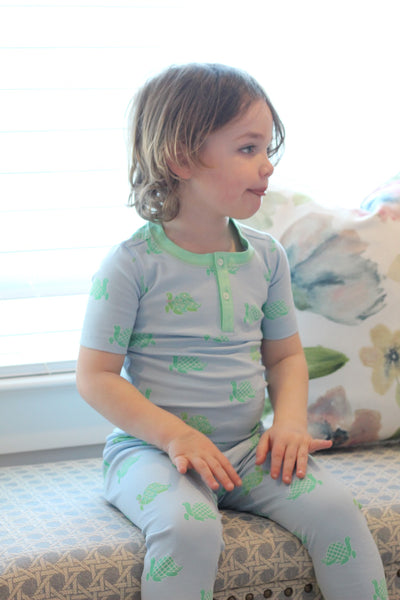 Sutton's Short Sleeve Set - Pearl's Turtle Parade