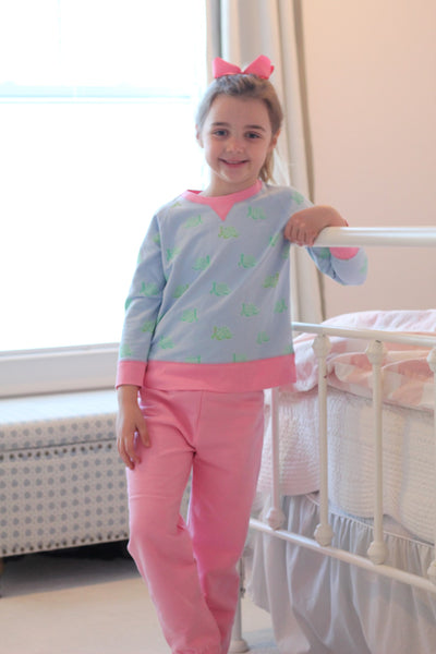 Cassidy Comfy Crewneck (Pink) - Pearl's Turtle Parade
